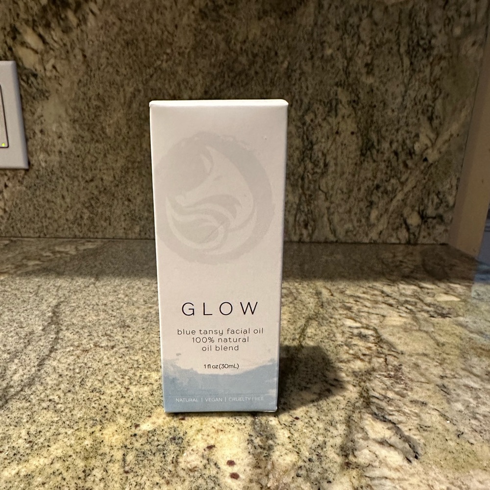 NEW Foxbrim Glow Blue Tansy facial oil